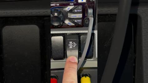 With the install open, turn on the engine to confirm the GPS unit displays lighting per the Confirm Install section. . How to regen kenworth t680